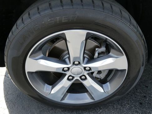 Used 2021 Jeep Grand Cherokee L Limited image 10