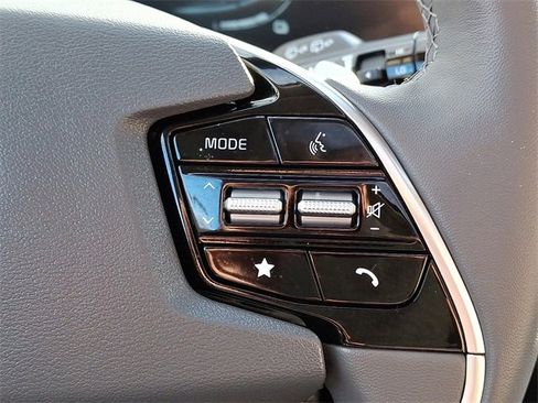 Certified 2025 Kia Niro EX Touring image 20
