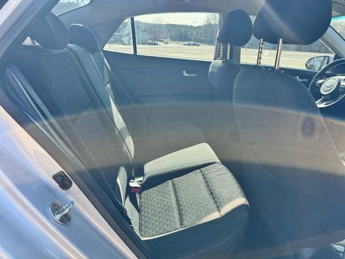 Used 2019 Kia Rio S image 20