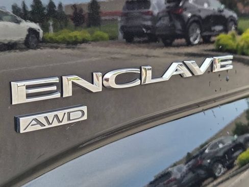 Used 2020 Buick Enclave Avenir w/ Avenir Technology Package AWD/4WD image 11