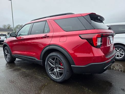 New 2026 Ford Explorer ST-Line w/ ST-Line Street Pack image 2