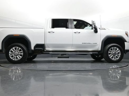 Used 2023 GMC Sierra 2500 Denali w/ Denali Ultimate Package AWD/4WD image 38