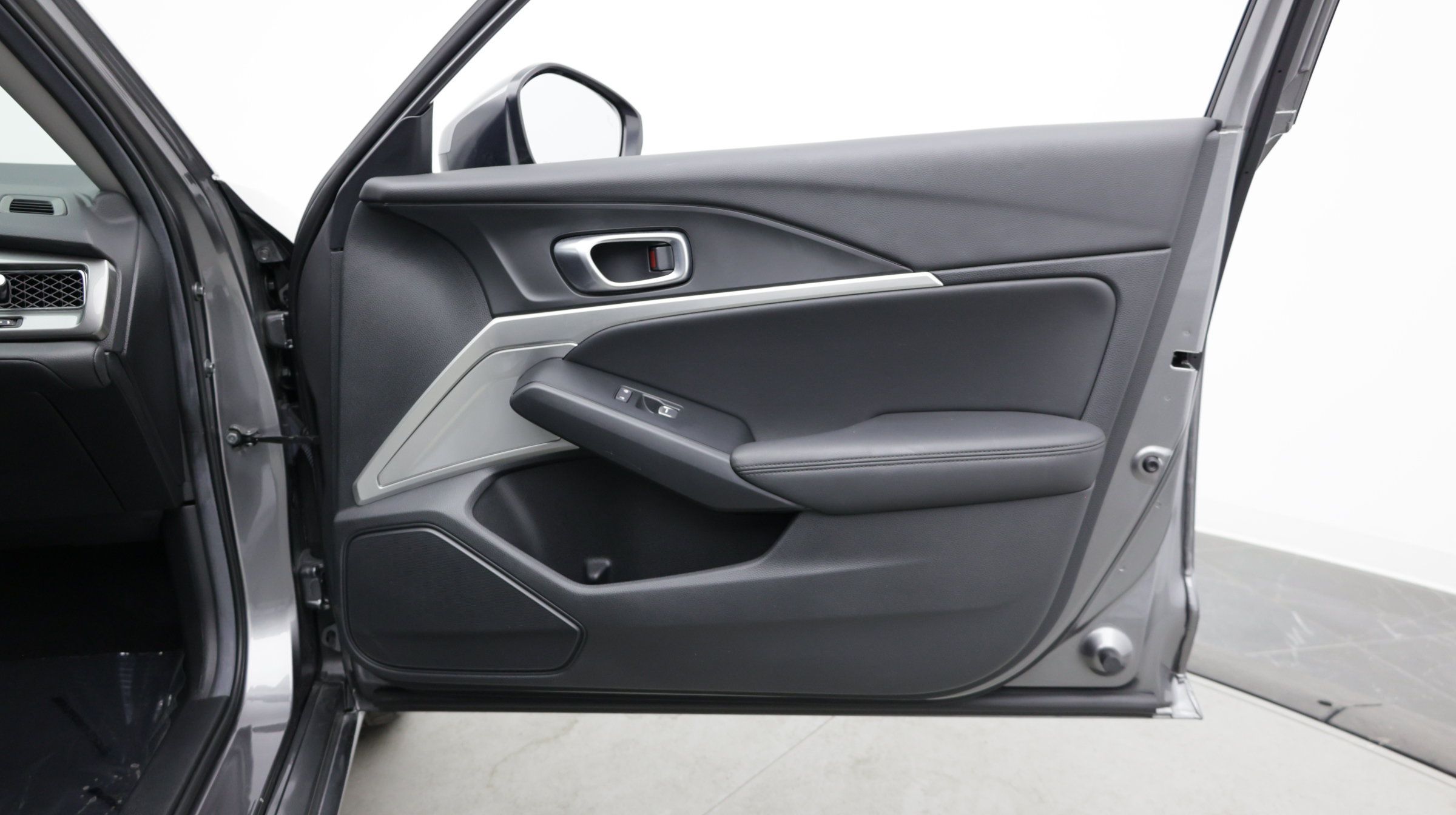 Used 2025 Acura Integra FWD image 42