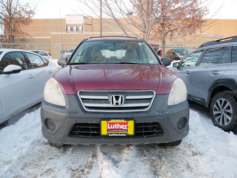 Used 2005 Honda CR-V LX image 2