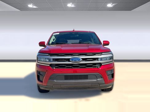 Used 2022 Ford Expedition XLT image 6