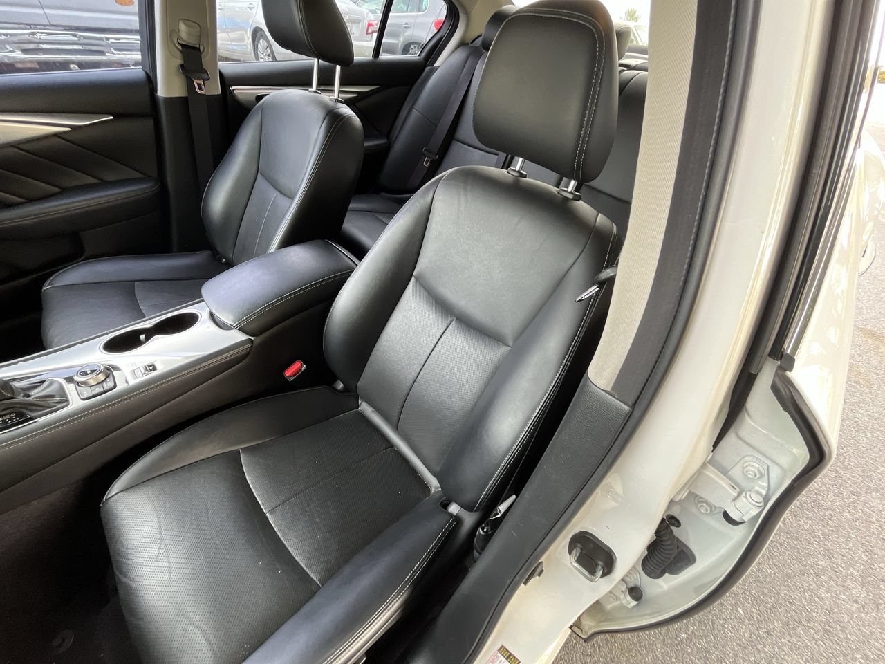 Used 2023 INFINITI Q50 Luxe w/ Cargo Package AWD/4WD image 5