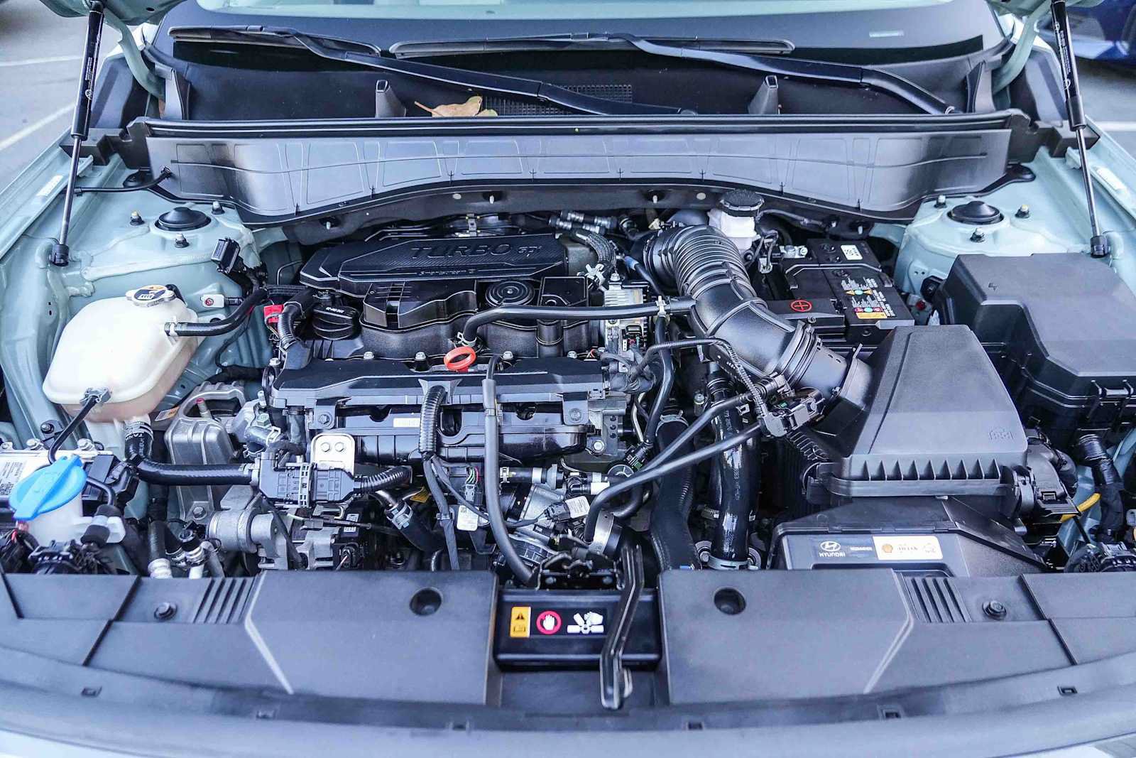 Certified 2024 Hyundai Kona Limited FWD image 27
