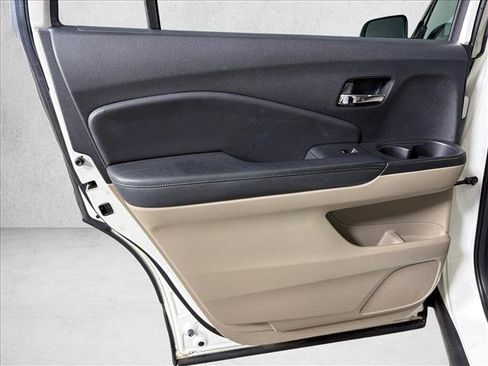 Used 2019 Honda Pilot EX image 21