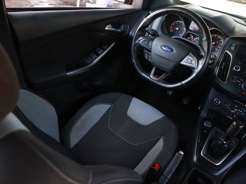 Used 2015 Ford Focus ST FWD image 23