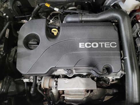 Used 2022 Chevrolet Equinox LT w/ Driver Convenience Package image 30