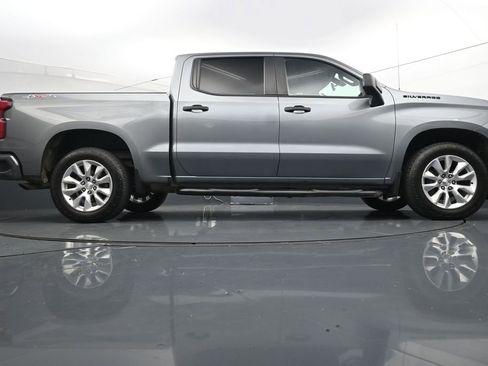 Used 2021 Chevrolet Silverado 1500 Custom AWD/4WD image 24