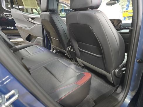 Used 2025 Chevrolet Equinox RS AWD/4WD image 13