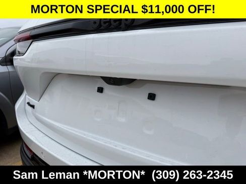 New 2025 Jeep Grand Cherokee Limited w/ Black Appearance Package image 11