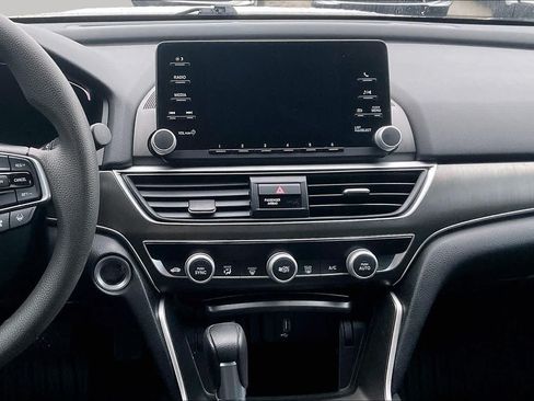 Used 2020 Honda Accord LX image 7