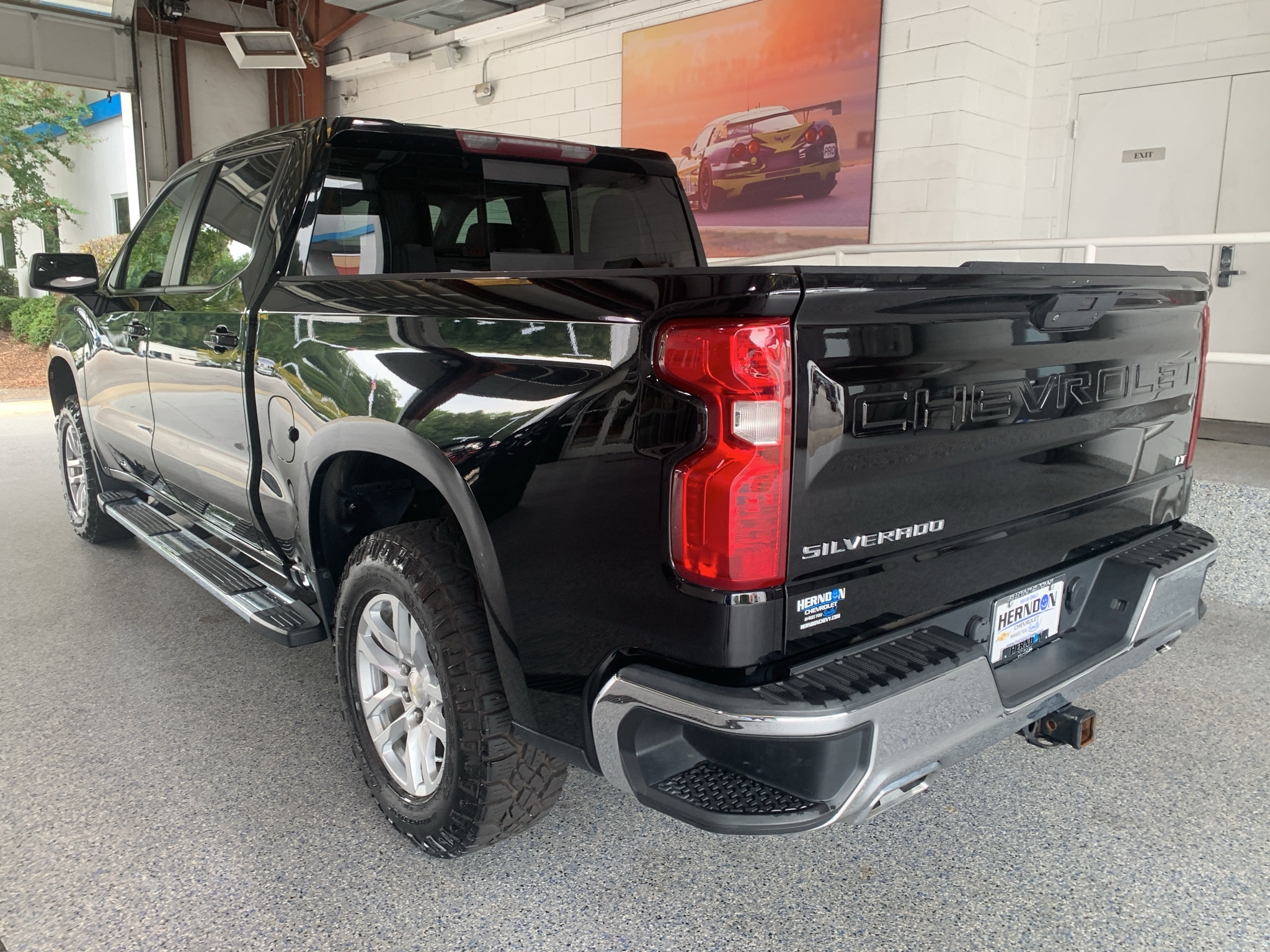 Used 2020 Chevrolet Silverado 1500 LT w/ All-Star Edition AWD/4WD image 8