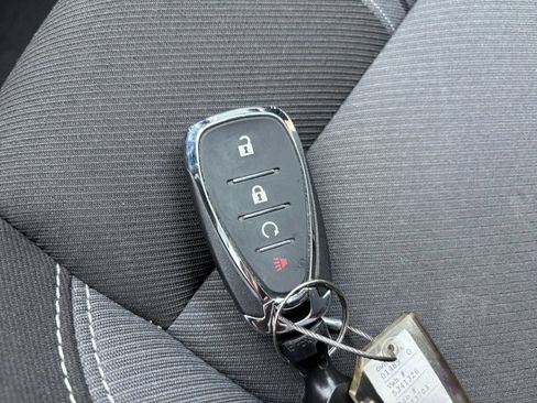 Used 2025 Chevrolet Blazer LT FWD image 22