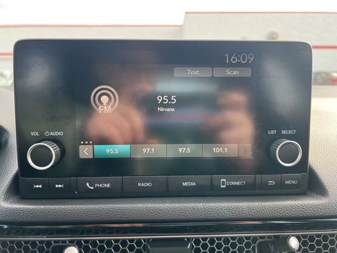 Used 2024 Honda Civic Sport image 31