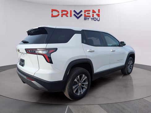 New 2026 Chevrolet Equinox LT w/ Convenience Package II image 5