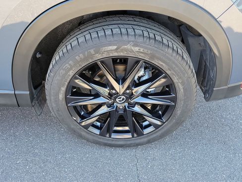 Used 2021 MAZDA CX-5 Carbon Edition image 41