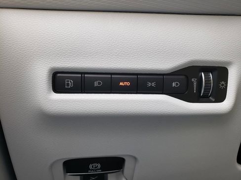 New 2026 Jeep Cherokee Overland image 23