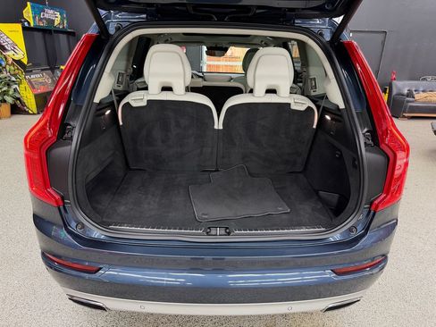 Used 2020 Volvo XC90 T5 Momentum AWD/4WD image 16