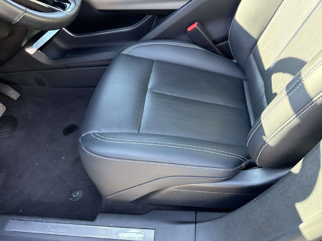 Used 2024 Cadillac Lyriq Sport w/ LPO, Floor Liner Package AWD/4WD image 29
