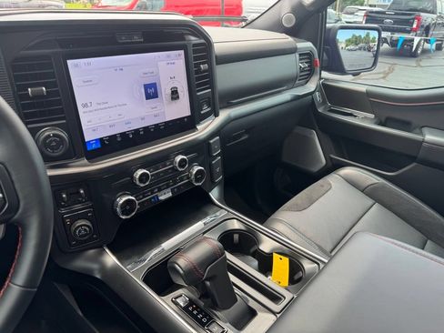 Used 2025 Ford F150 Raptor AWD/4WD image 15