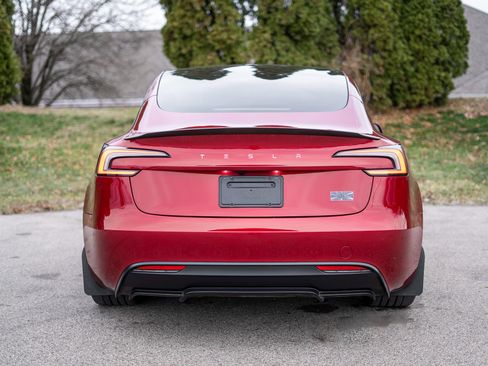 Used 2024 Tesla Model 3 Performance image 6