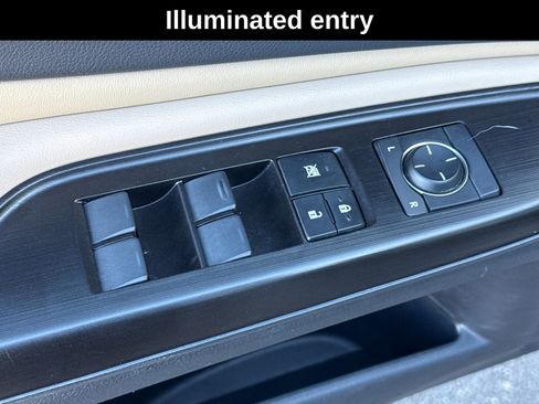 Used 2019 Lexus ES 350 w/ Accessory Package FWD image 11