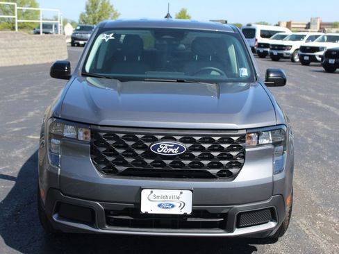 New 2025 Ford Maverick XLT w/ XLT Luxury Package FWD image 10
