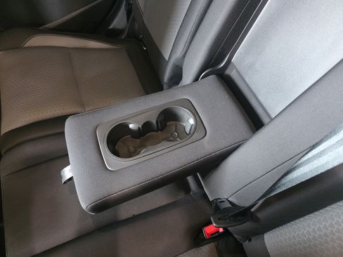 Used 2018 Ford Escape SE FWD image 27