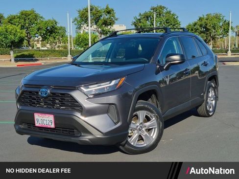 Certified 2024 Toyota RAV4 LE AWD/4WD image 1