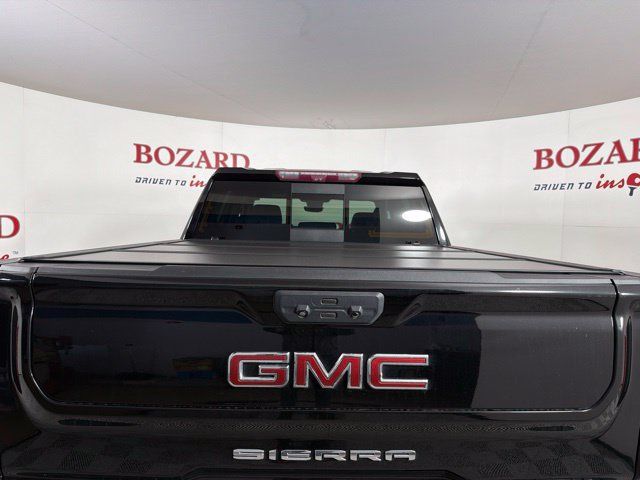 Used 2023 GMC Sierra 1500 AT4 w/ Technology Package AWD/4WD image 13
