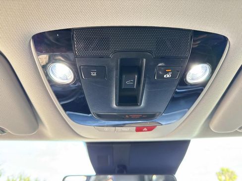 Used 2023 Kia Sportage SX image 47