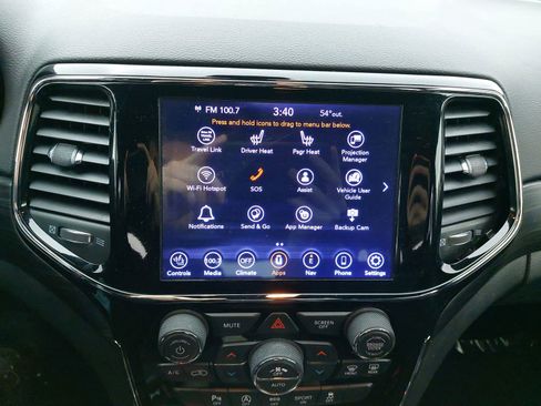 Used 2019 Jeep Grand Cherokee Altitude RWD image 23