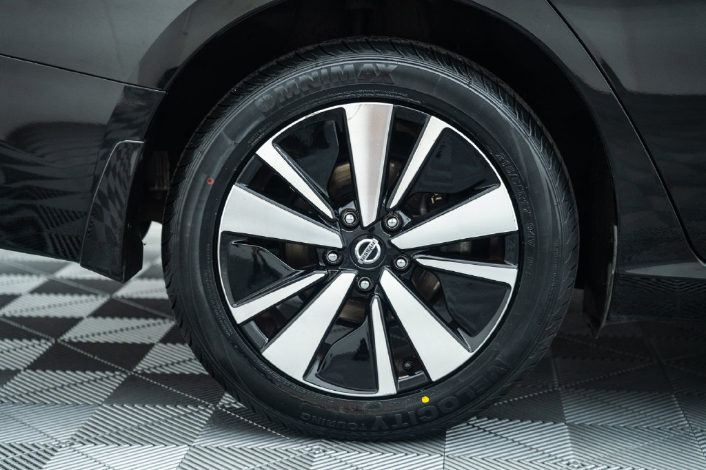 Used 2022 Nissan Altima 2.5 SV w/ SV Premium Package AWD/4WD image 19