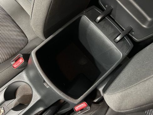 Used 2025 Kia Seltos LX image 24