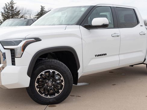 New 2025 Toyota Tundra SR5 image 6