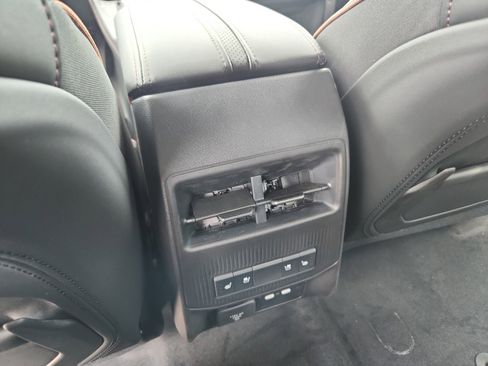 New 2025 Jeep Wagoneer S Launch Edition image 33