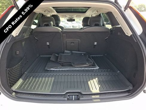 Certified 2024 Volvo XC60 T8 Core w/ Climate Package AWD/4WD image 30