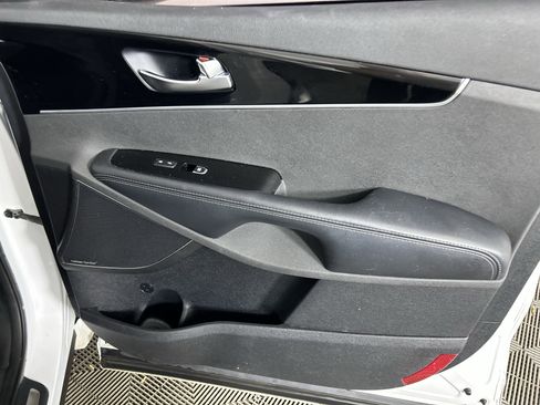 Used 2019 Kia Sorento SX w/ SX Touring Package image 44