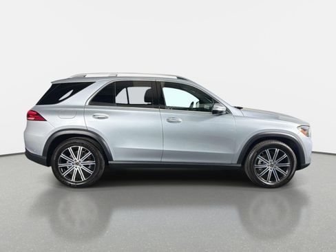 Used 2025 Mercedes-Benz GLE 450 4MATIC w/ Winter Package image 2