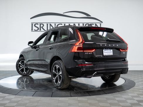 New 2026 Volvo XC60 B5 Core image 28