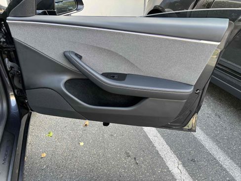 Used 2024 Tesla Model 3 Long Range RWD image 20