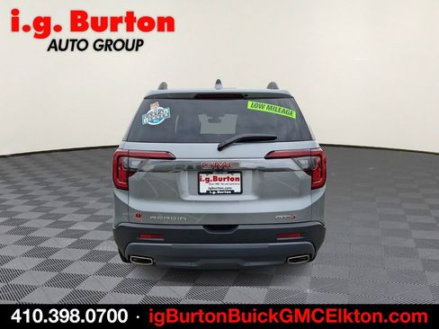 Used 2023 GMC Acadia AT4 w/ Technology Package image 5