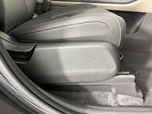 New 2026 Kia Carnival LXS image 35