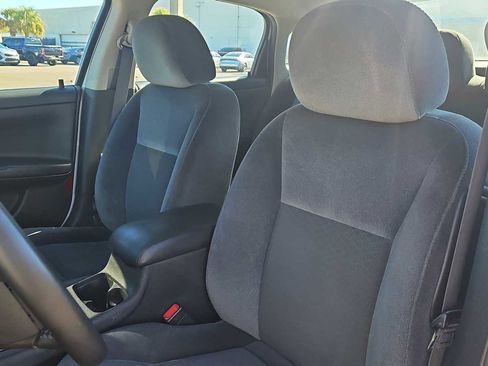 Used 2011 Chevrolet Impala LT image 13