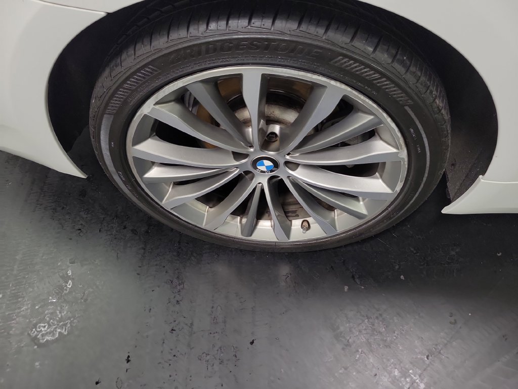 Used 2022 BMW 530i xDrive w/ Convenience Package AWD/4WD image 11