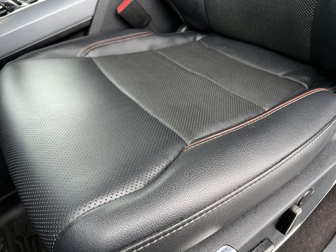 Used 2023 Ford F150 Lariat w/ Equipment Group 502A High image 15