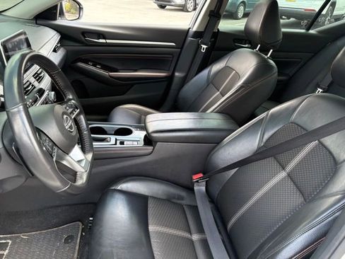 Certified 2023 Nissan Altima 2.5 SR AWD/4WD image 11